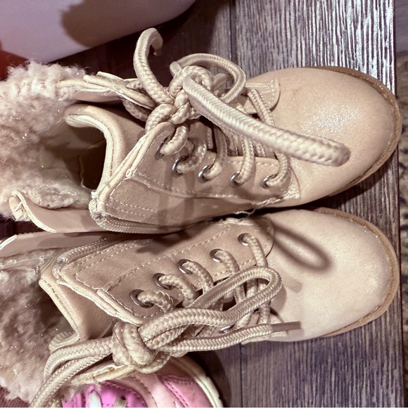 Sugar Kids' Beige Boots with Fur Lining - Picture 1 of 3